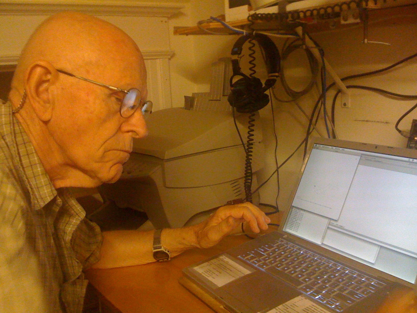 Max Mathews in San Francisco studio